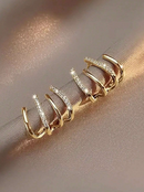 Brincos Quatro Pontas Folheado a Ouro 18K | Elegância e sofisticação em cada detalhe